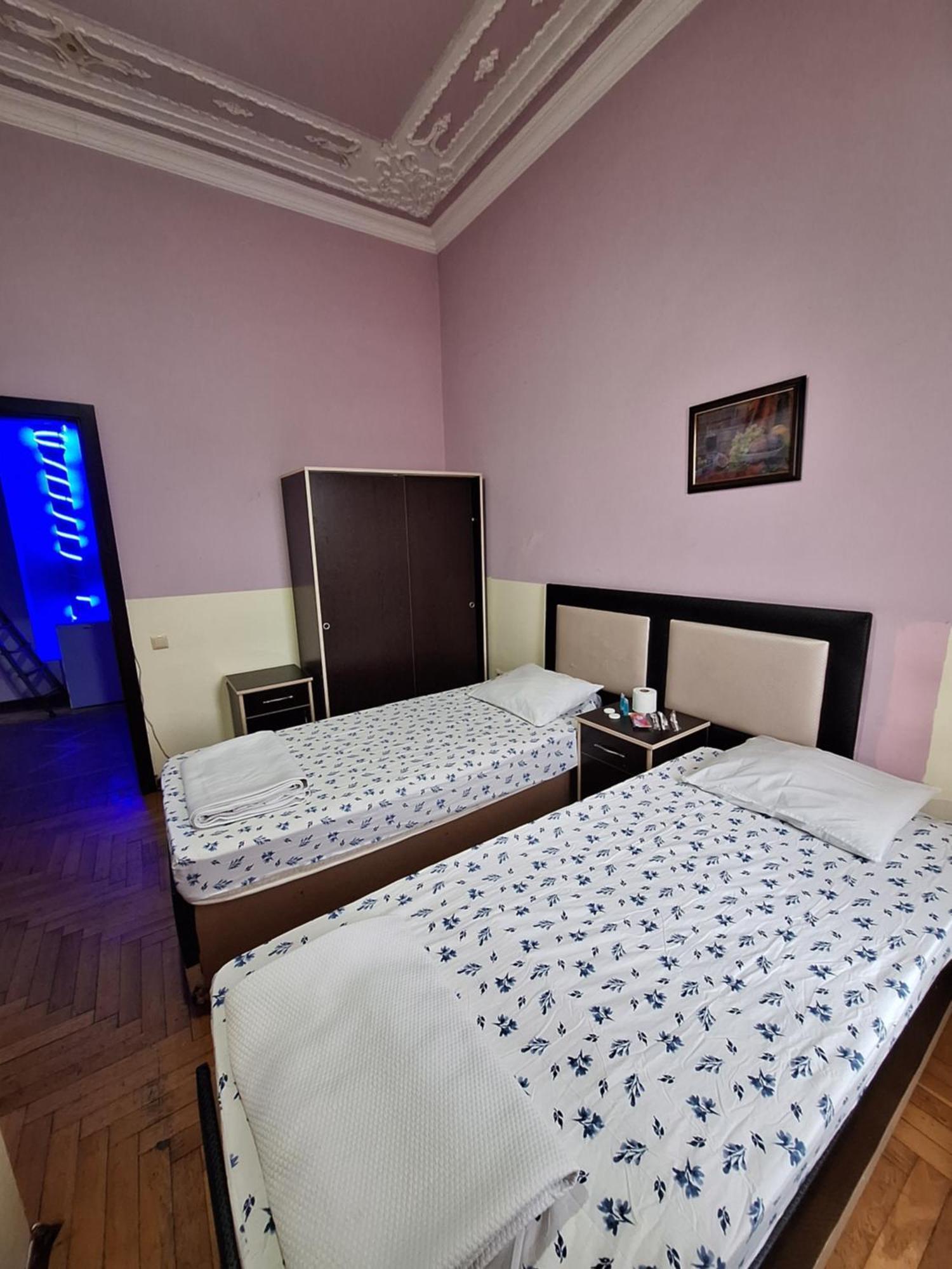 Gold Hotel Batum Екстериор снимка